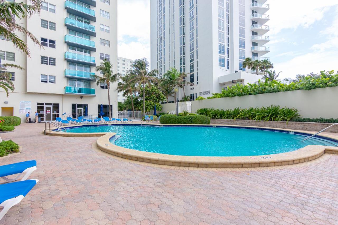 1Br / 1Ba Apartment With Ocean View + Beach Access And Pool Hollywood Exterior photo